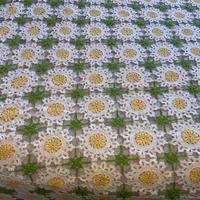 Coperta vintage anni '70 lavorata all'uncinetto 