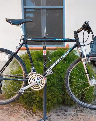 MTB marca DIAMOND BACK modello APEX 26’’