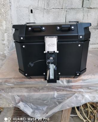 Givi/kappa trekker Outback 42 litri 