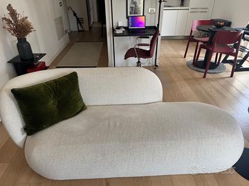 Divano bianco in bouclé - Ferm Living