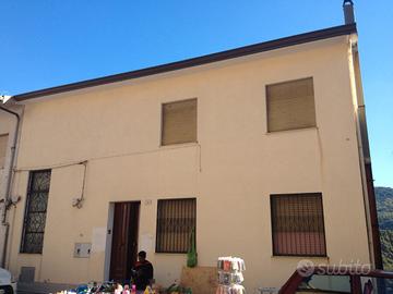 Immobile residenziale desulo