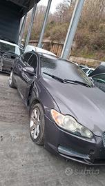 jaguar xf per ricambi