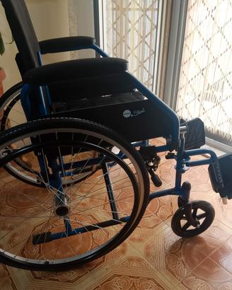 sedia a rotelle nuova