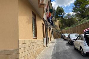 Piano terra in Piccolo condominio