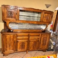 Credenza in legno massiccio