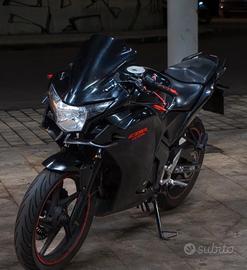 Honda CBR 125r (descrizione) 