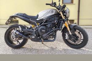 benelli leoncino 800
