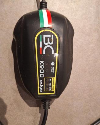 Mantenitore di carica per moto