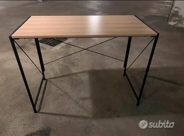 Tavolo/scrivania in acciaio e legno