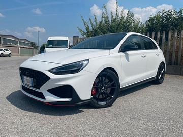 HYUNDAI i30 3ª serie - 2023