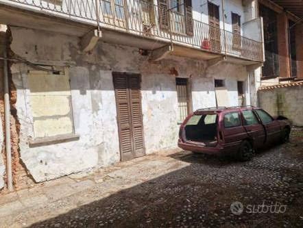 Immobile in asta di 100 m² con 1 locale a Fara Nov - Altro
