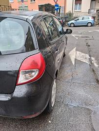 Renault Clio forte come la montagna