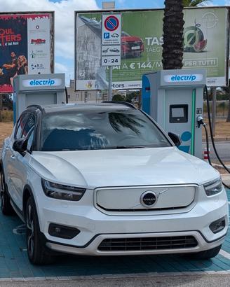 VOLVO XC40 RECHARGE -  FULL ELETTRICA + TETTO