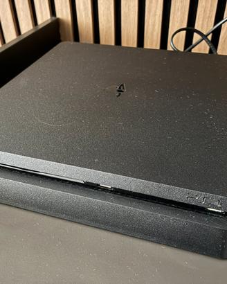 PlayStation 4 Slim 1 TB