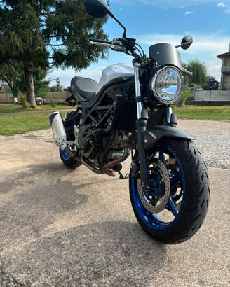 Suzuki SV650 ABS Gomme nuove pluriaccessoriara