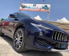 MASERATI LEVANTE 3.0 D 275 R21 TETTO FULL IVA PERM