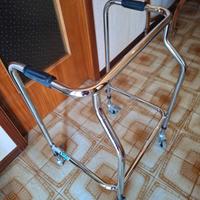 Deambulatore pieghevole