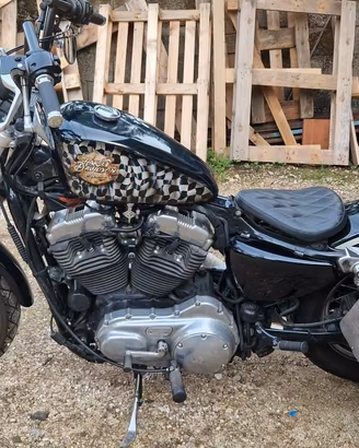 Harley Davidson 883