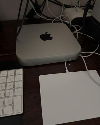 Mac Mini e schermo Lg27”ultra fine