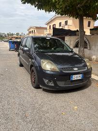 Auto Ford Fiesta 5a serie