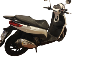 Piaggio Carnaby Cruiser 300
