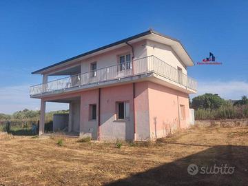 Villa di 180 m² con più di 5 locali a Partinico