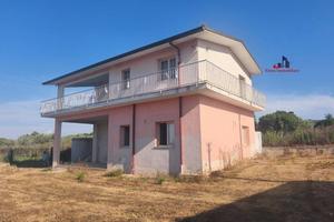 Villa di 180 m² con più di 5 locali a Partinico