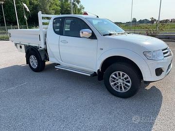 Mitsubishi L200 2.5TDI CASSONE FISSO