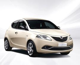 LANCIA Ypsilon 1.2 69 CV 5 porte Gold