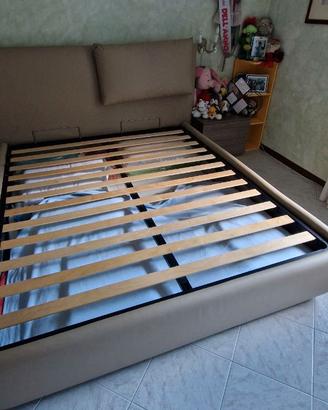 Letto contenitore matrimoniale  con materasso