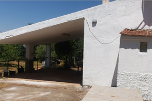 Campagna con casetta e veranda