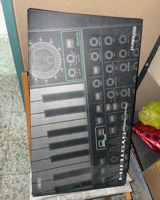 Sintetizzatore Roland system-1