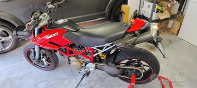 Ducati Hypermotard 1100