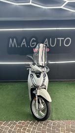 Honda SH 125 SPORT