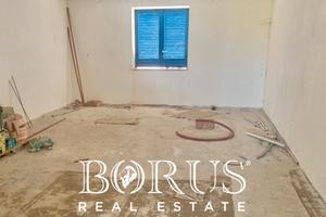 Ufficio di 75 mq in località Seponi in C. Volturno