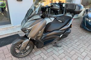 Yamaha X-Max 300