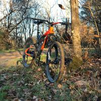 Bicicletta mtb enduro Commencal AM