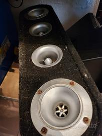 subwoofer e casse annesse 