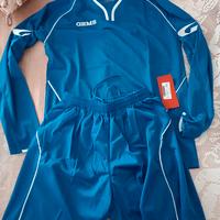 Completi da calcio o calcetto marca GEMS tag L e M