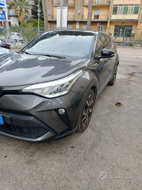 Toyota CHR full Hybrid 2.0