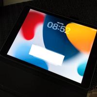 IPAD A2602 WIFI con scatola e accessori