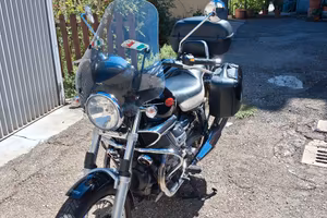 MOTO GUZZI NEVADA CLASSIC 750