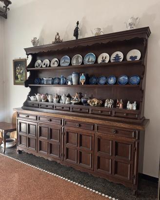 Piattaia/credenza con alzata in legno massello