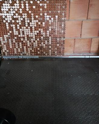 attrezzi bodybuilding 