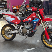 Honda XR 650 R doppia omologazione motard/enduro