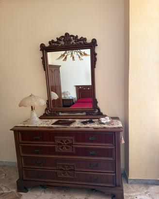 Cassetteria con specchio