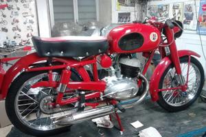 Moto Beta 125 d’epoca – anni ’50 – restaurata