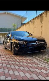 Mercedes Clasee A 180 Premium AMG