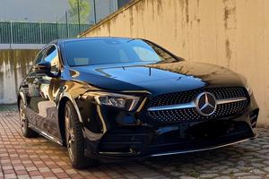 Mercedes Clasee A 180 Premium AMG