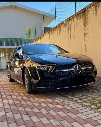 Mercedes Clasee A 180 Premium AMG